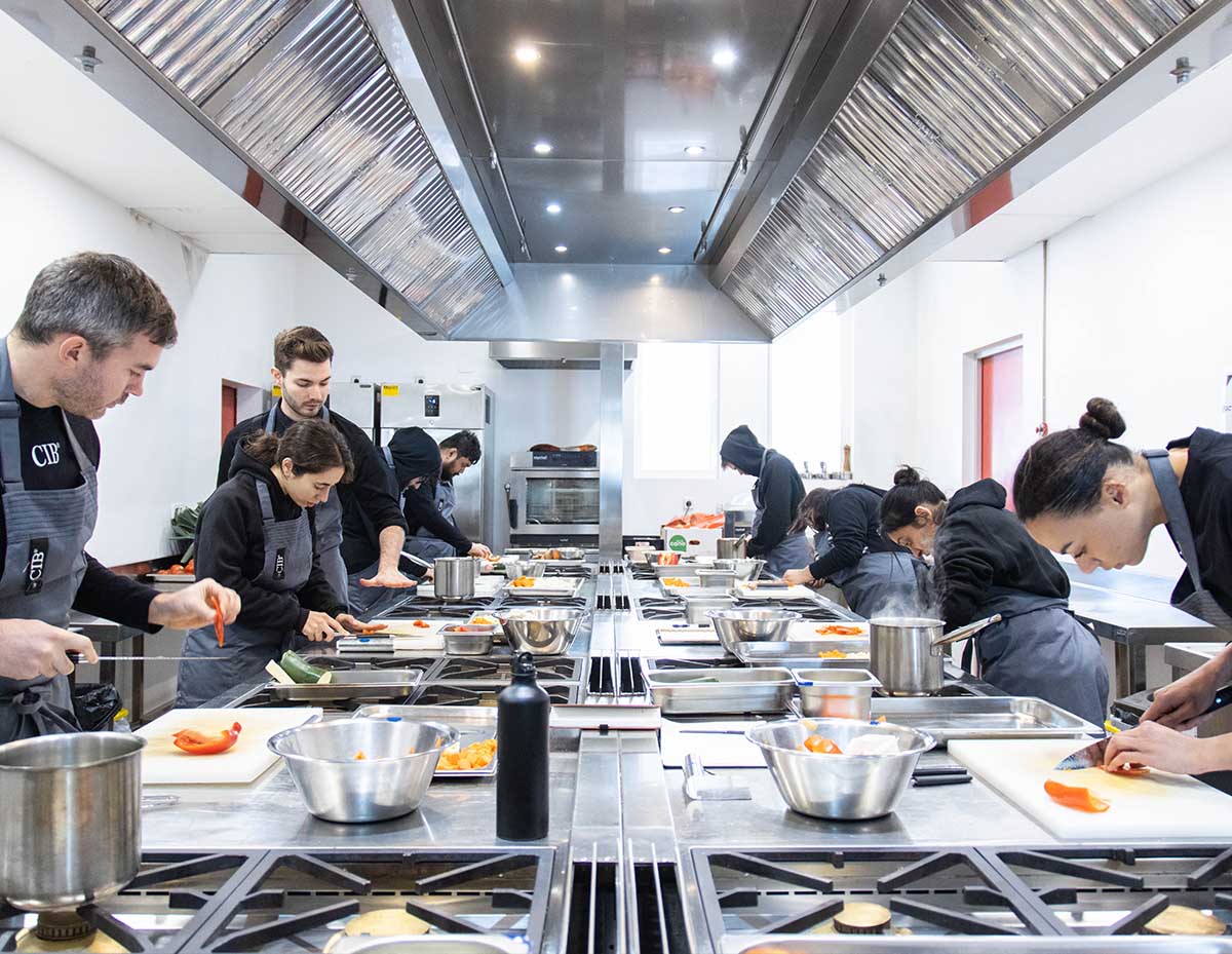 Una de las 3 aulas culinarias del Culinary Institute of Barcelona.